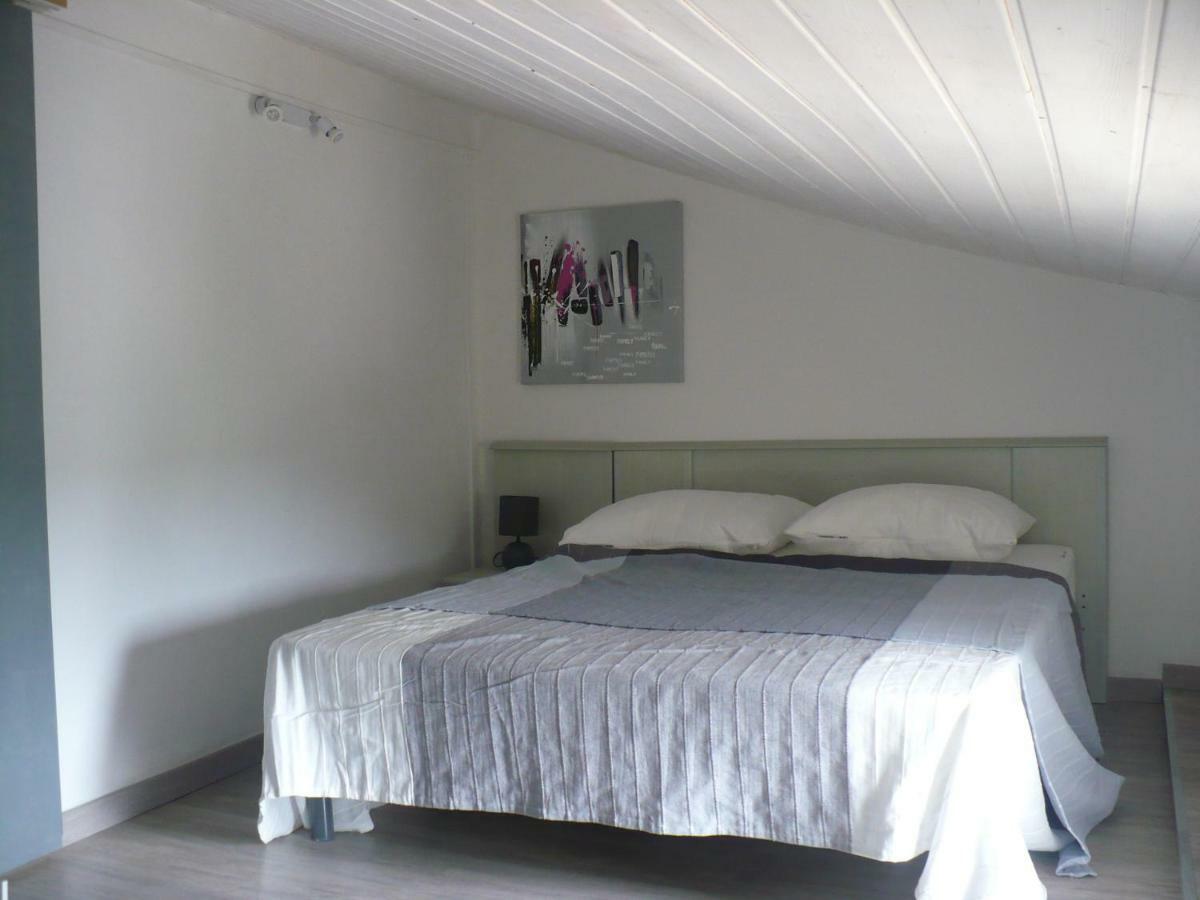 De La Garene Holiday home Grillon